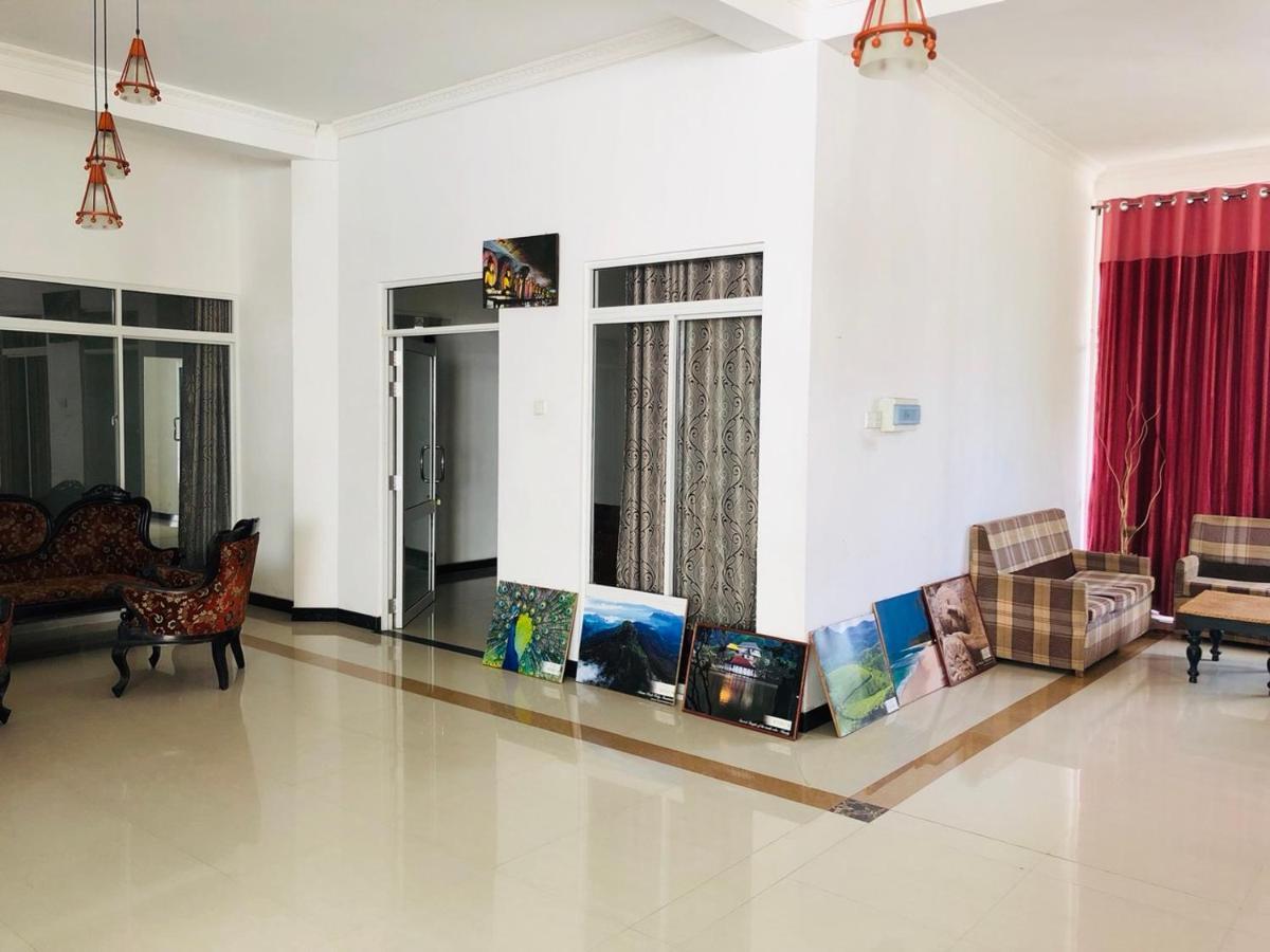 Suisse Villa Kandy Exterior photo